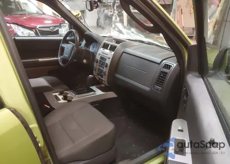 2012 Ford Escape Xlt z USA, uszkodzony, nr VIN 1FMCU9DG4CKA96796